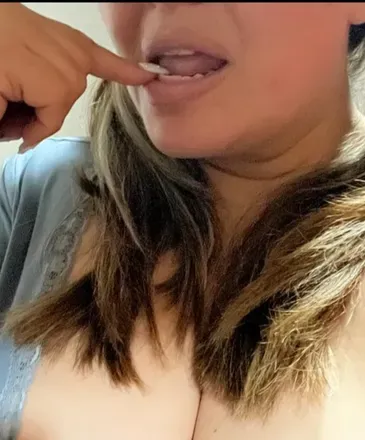 OnlyFans cuenta momhottytk avatar 1