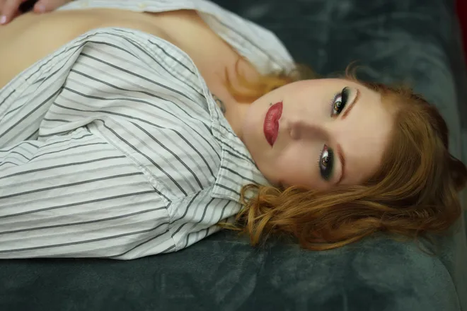 OnlyFans cuenta gypsy_eyes header 2