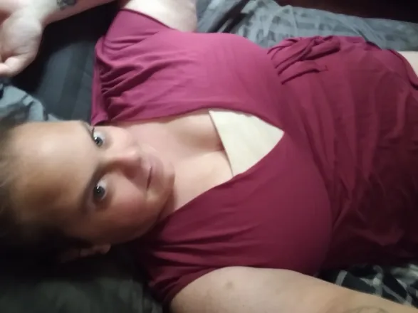 OnlyFans cuenta kinkybrat420 header 2