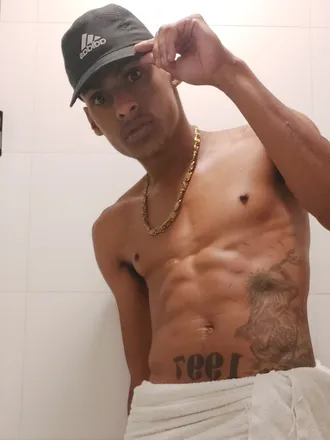 OnlyFans cuenta wvinisex header 2