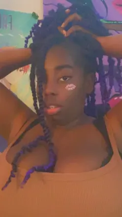 OnlyFans cuenta teeoniiilove header 2