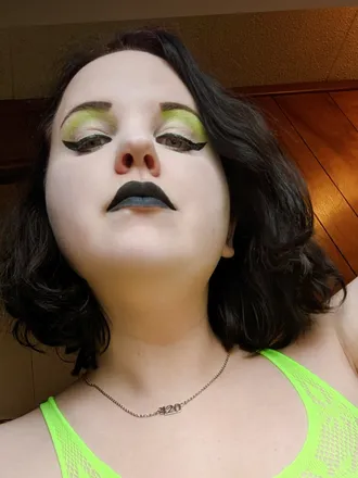 OnlyFans cuenta kitty_carcosa previous_avatars_1 3