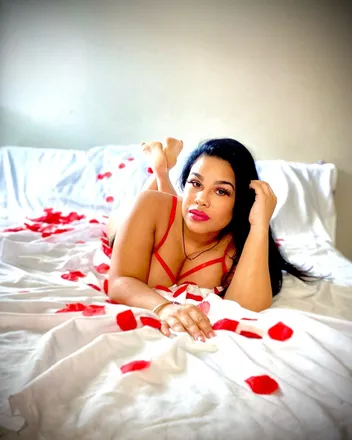 OnlyFans cuenta vibewithmelx header 2