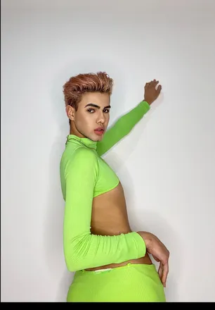 OnlyFans cuenta alonsobrag0f previous_avatars_1 3