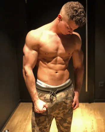 OnlyFans cuenta ramon1995 header 2