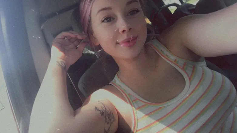 OnlyFans cuenta rissnichole24 header 2