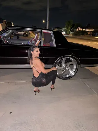 OnlyFans cuenta 2doorp header 2