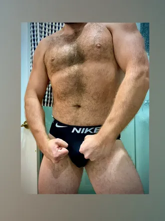 OnlyFans cuenta johnnyaxle header 2