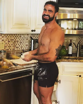 OnlyFans account  tasty_chef header 1