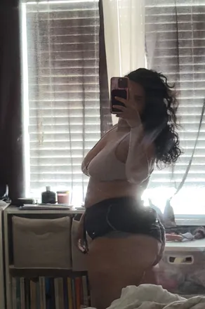OnlyFans account  mamieyl header 2