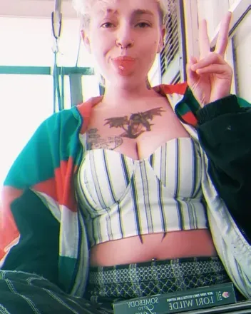 OnlyFans cuenta booklover01 avatar 1