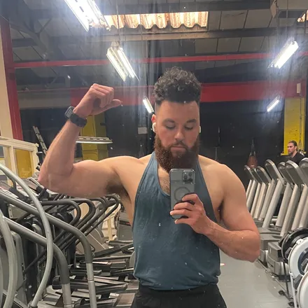 OnlyFans cuenta r_hungfree header 2