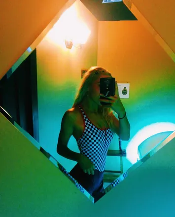 OnlyFans cuenta beg4mercyy header 2