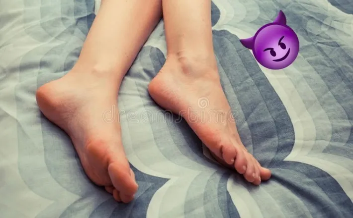 OnlyFans cuenta feetlover_s header 2
