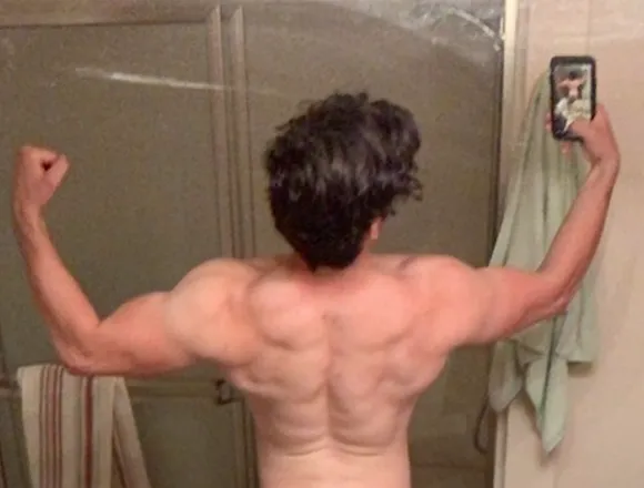 OnlyFans cuenta anonymousmuscles header 2