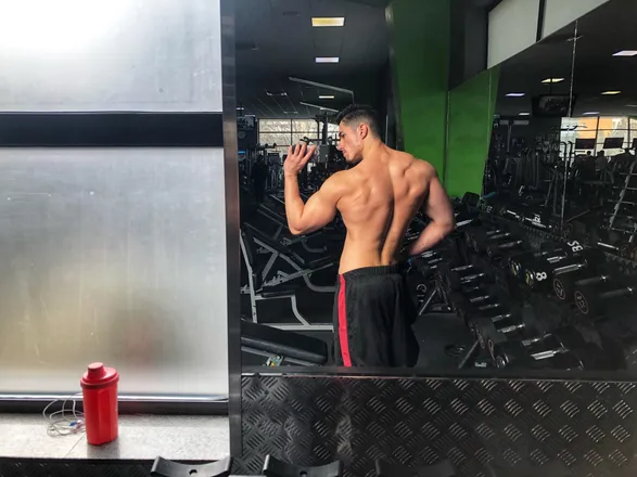 OnlyFans cuenta foryoexclusive header 2