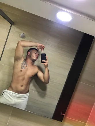 OnlyFans cuenta leonlen header 2