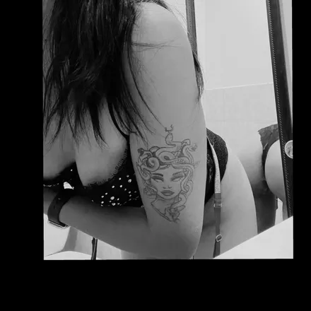 OnlyFans cuenta kassyriojas header 2
