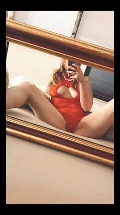 OnlyFans cuenta monawolf header 2