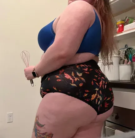 OnlyFans account  thebodaciousbaker avatar 1