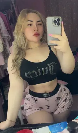 OnlyFans account  tucatrachitafavorita avatar 1