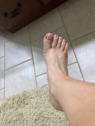 OnlyFans cuenta prettyfeet2view avatar 1
