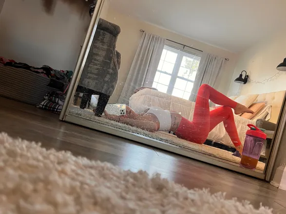 OnlyFans account  theblondeone96 header 2