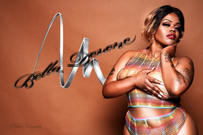 OnlyFans account  belladevene header 2