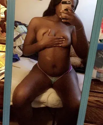 OnlyFans account  wettestpleasure header 2