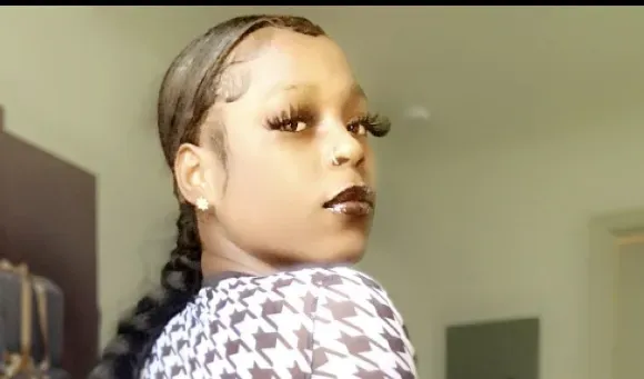 OnlyFans cuenta prettylips01 avatar 1