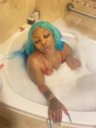 OnlyFans cuenta foxyy_roxyy header 2