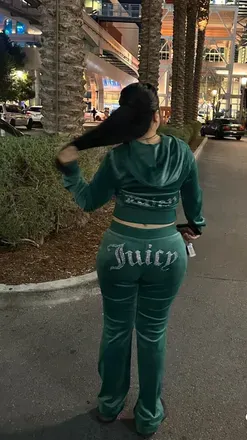 OnlyFans cuenta thicklilforeign avatar 1
