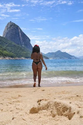 OnlyFans cuenta bellacariocaxxx header 2