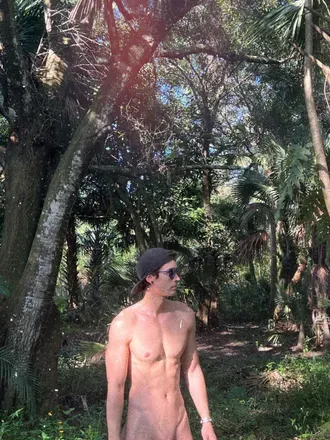 OnlyFans cuenta cnmcnm avatar 1