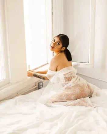 OnlyFans account  buttercup.06 header 2