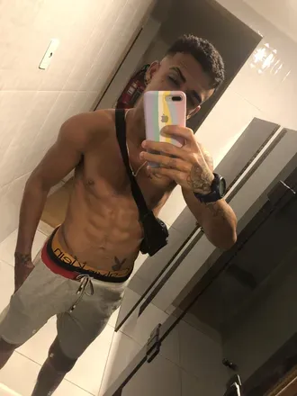 OnlyFans cuenta lazaroreall1 avatar 1
