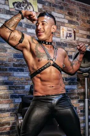 OnlyFans account  elchulo16 header 2
