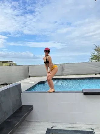 OnlyFans cuenta alittlevalentina header 2