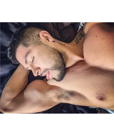 OnlyFans cuenta adriansanfer header 2