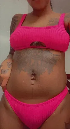 OnlyFans cuenta nobodysgurl header 2