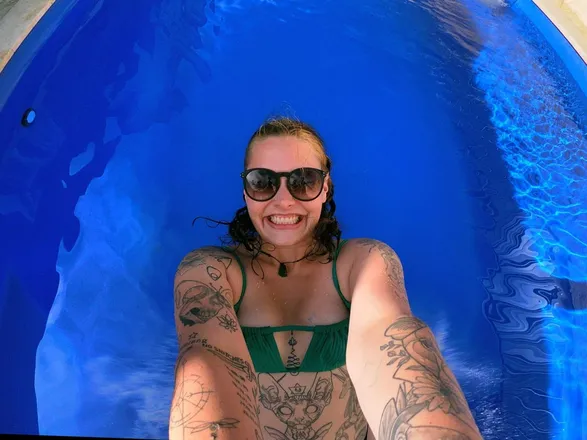 OnlyFans cuenta rosiepots69 header 2