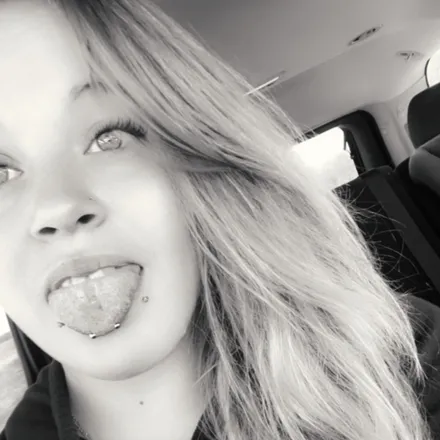 OnlyFans cuenta daddyslittleshhhh header 2