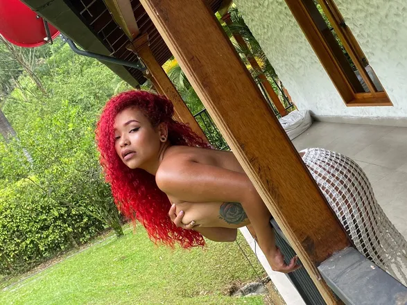 OnlyFans cuenta anny_w222 header 2
