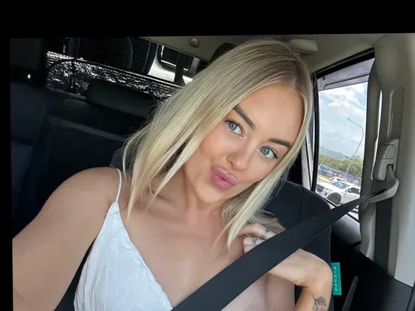 OnlyFans account  onlyrosec avatar 1