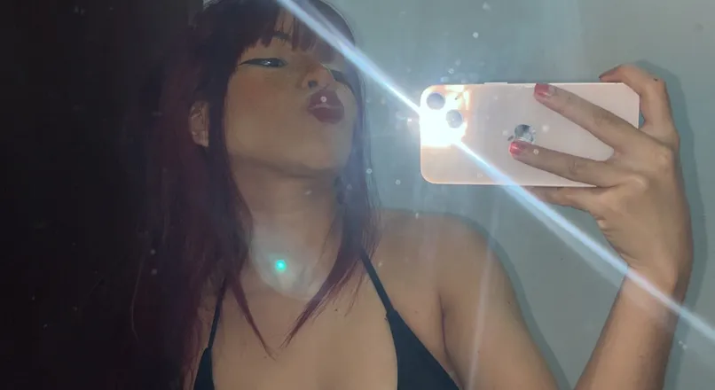 OnlyFans cuenta alessaxk header 2
