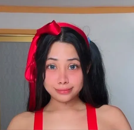 OnlyFans account  lucystax avatar 1