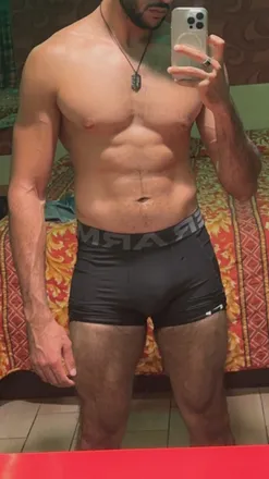 OnlyFans cuenta yourdadsworstnightmare header 2