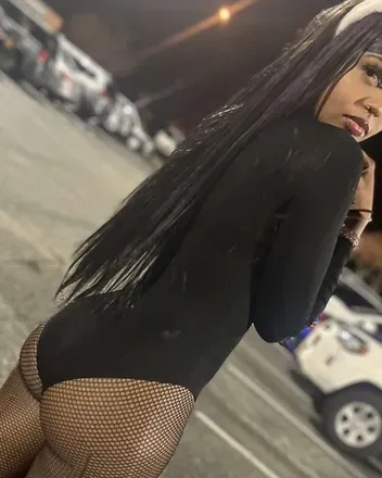 OnlyFans account  hernames.tt header 2