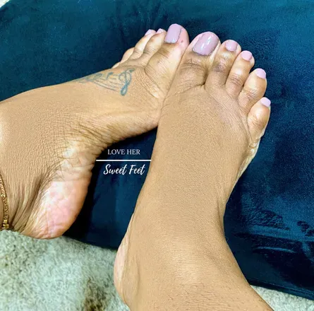 OnlyFans cuenta lovehersweetfeet avatar 1
