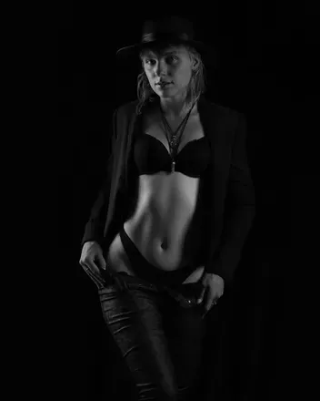 OnlyFans account  zolollo avatar 1